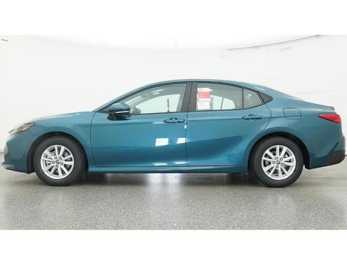 New 2026 Toyota Camry LE image 19