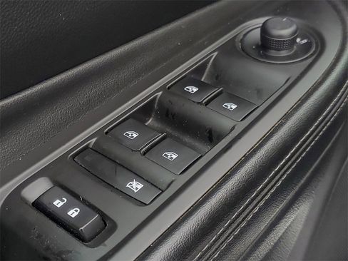 Used 2019 Buick Encore Preferred image 9