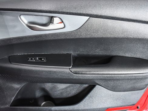 Used 2021 Kia Forte LXS image 24