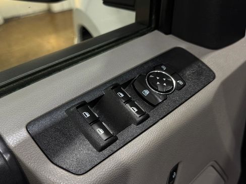Used 2022 Ford F350 XL w/ Power Equipment Group image 27
