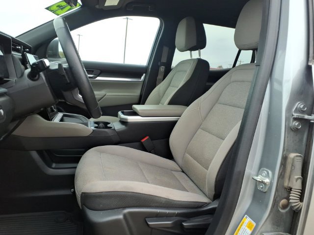 Used 2025 GMC Terrain Elevation w/ Technology Package II AWD/4WD image 18