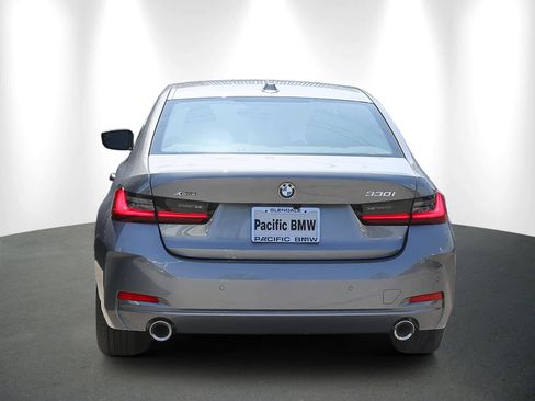 Used 2025 BMW 330i xDrive Sedan image 5