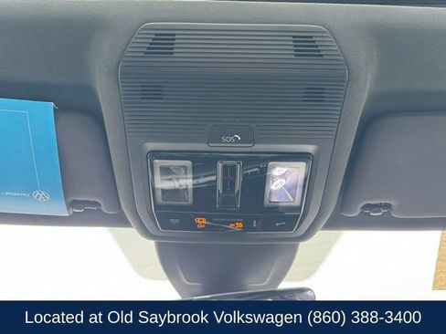 Used 2024 Volkswagen GTI SE FWD image 24