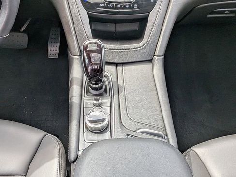 Certified 2024 Cadillac XT6 Premium Luxury AWD/4WD image 20