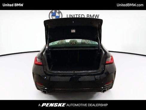 Used 2023 BMW 330i Sedan w/ Premium Package image 14