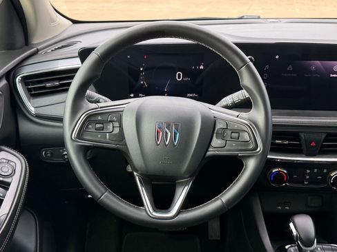 Used 2025 Buick Encore GX Preferred image 28