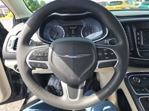 Used 2016 Chrysler 200 Limited FWD image 16