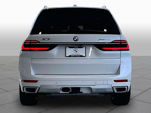 New 2027 BMW X7 xDrive40i w/ Executive Package AWD/4WD image 4