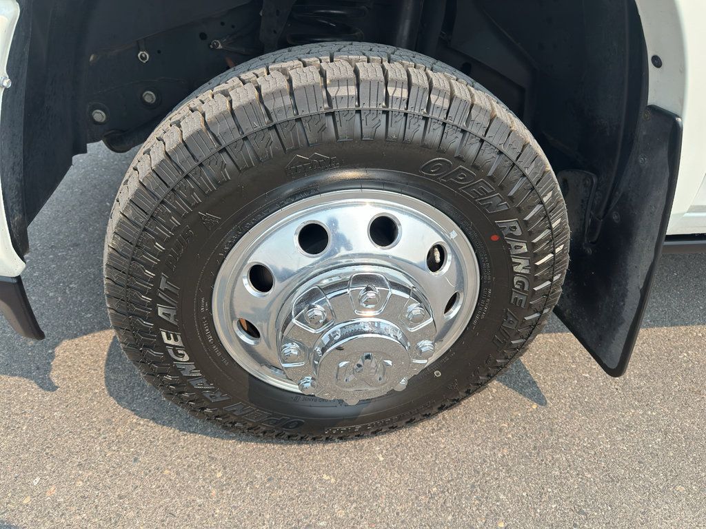 Used 2023 RAM 3500 Limited AWD/4WD image 9