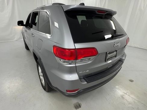 Used 2018 Jeep Grand Cherokee Laredo AWD/4WD image 5