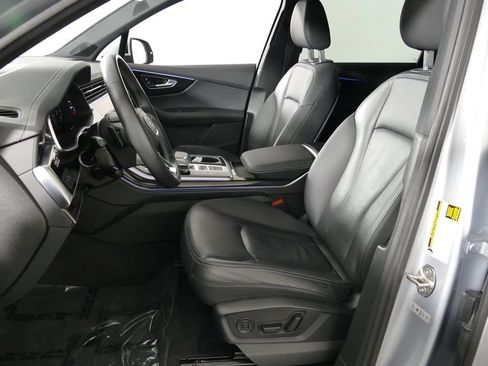 Used 2025 Audi Q7 3.0T Premium Plus AWD/4WD image 10