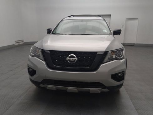 Used 2019 Nissan Pathfinder SL FWD image 15
