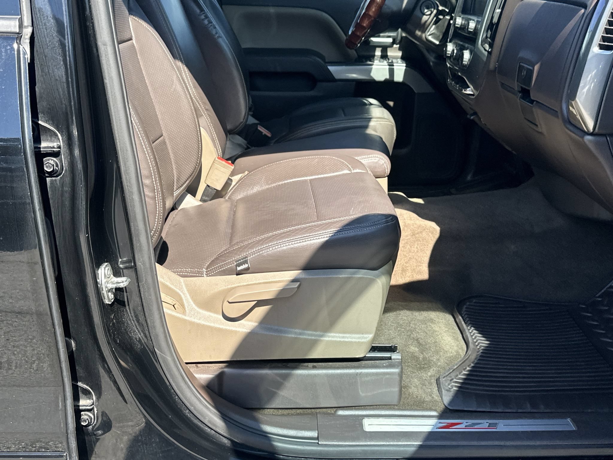 Used 2015 Chevrolet Silverado 1500 LT w/ All Star Edition RWD image 13