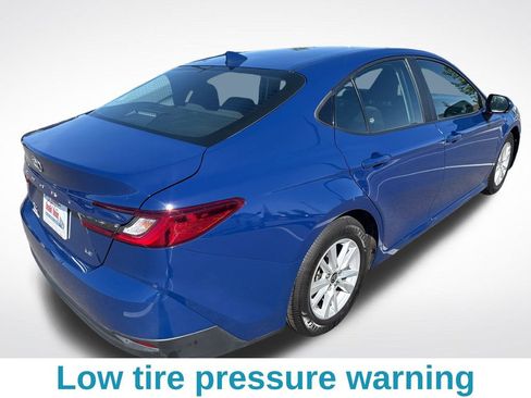 Used 2025 Toyota Camry LE FWD image 7
