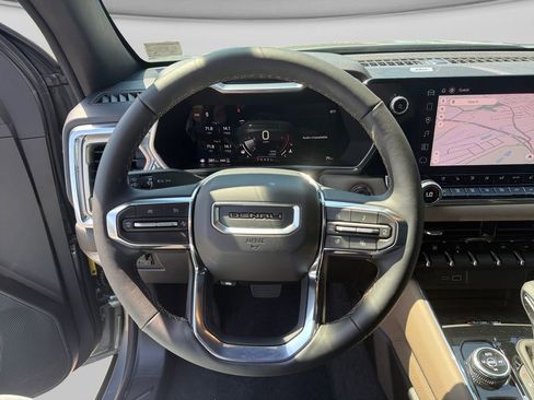 New 2026 GMC Canyon Denali AWD/4WD image 13
