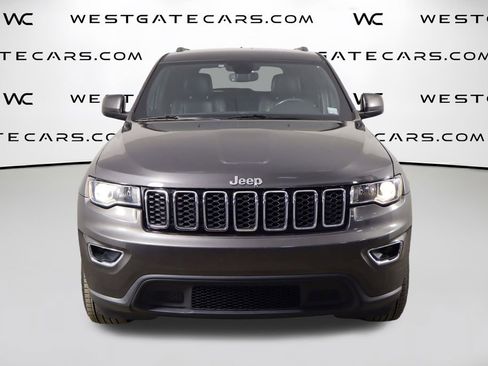 Used 2020 Jeep Grand Cherokee Laredo w/ Laredo X Package RWD image 2