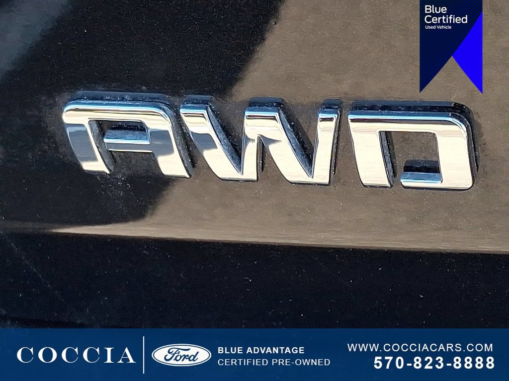 Used 2023 Chevrolet Traverse LT w/ LPO, Floor Liner Package AWD/4WD image 31