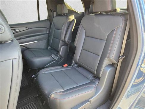 New 2026 Chevrolet Traverse Z71 w/ Driver Confidence Package image 16