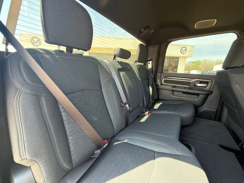 New 2025 RAM 2500 Big Horn AWD/4WD image 31