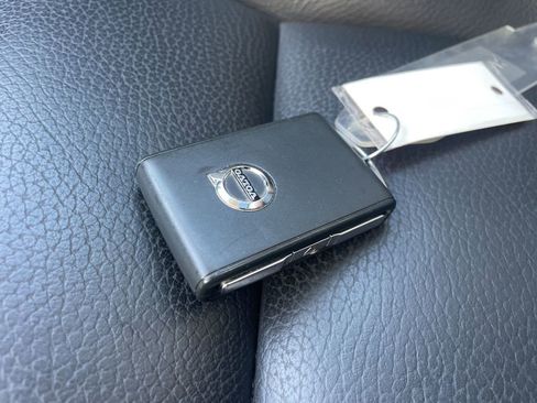 Certified 2023 Volvo S60 B5 Plus w/ Climate Package image 42