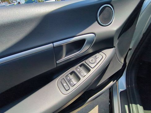 Used 2025 Hyundai Sonata SEL FWD image 22