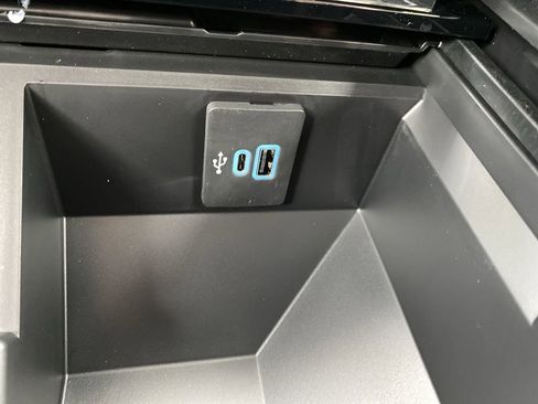 New 2026 Ford F250 Lariat w/ FX4 Off-Road Package image 30