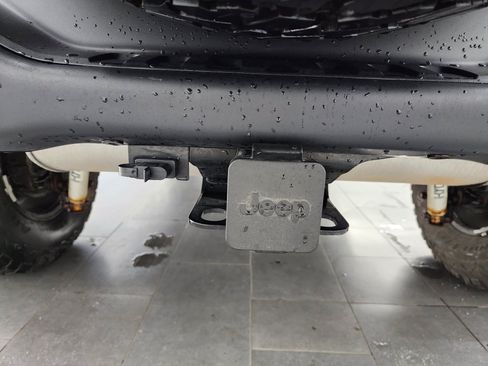 Used 2014 Jeep Wrangler Unlimited Rubicon AWD/4WD image 28