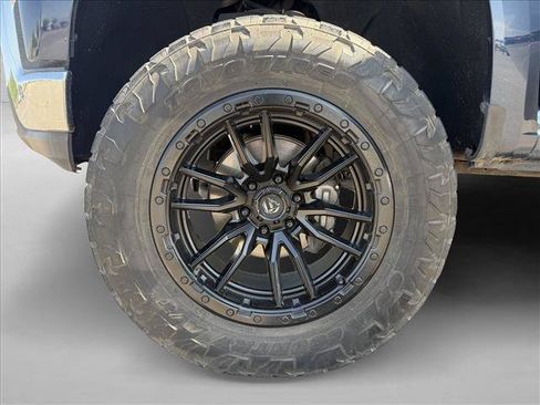 Used 2019 Chevrolet Silverado 1500 LT w/ All-Star Edition AWD/4WD image 21