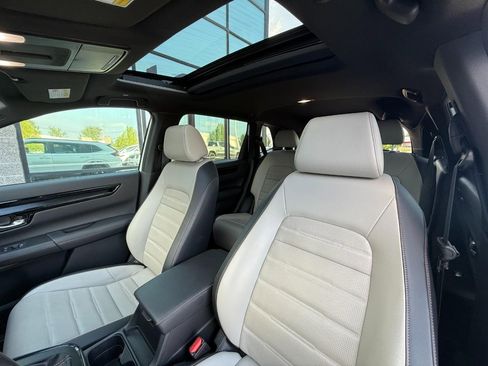 Used 2024 Honda CR-V Sport Touring image 39