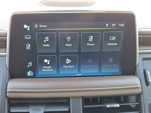 Used 2023 Chevrolet Tahoe High Country w/ Premium Package 2 RWD image 19