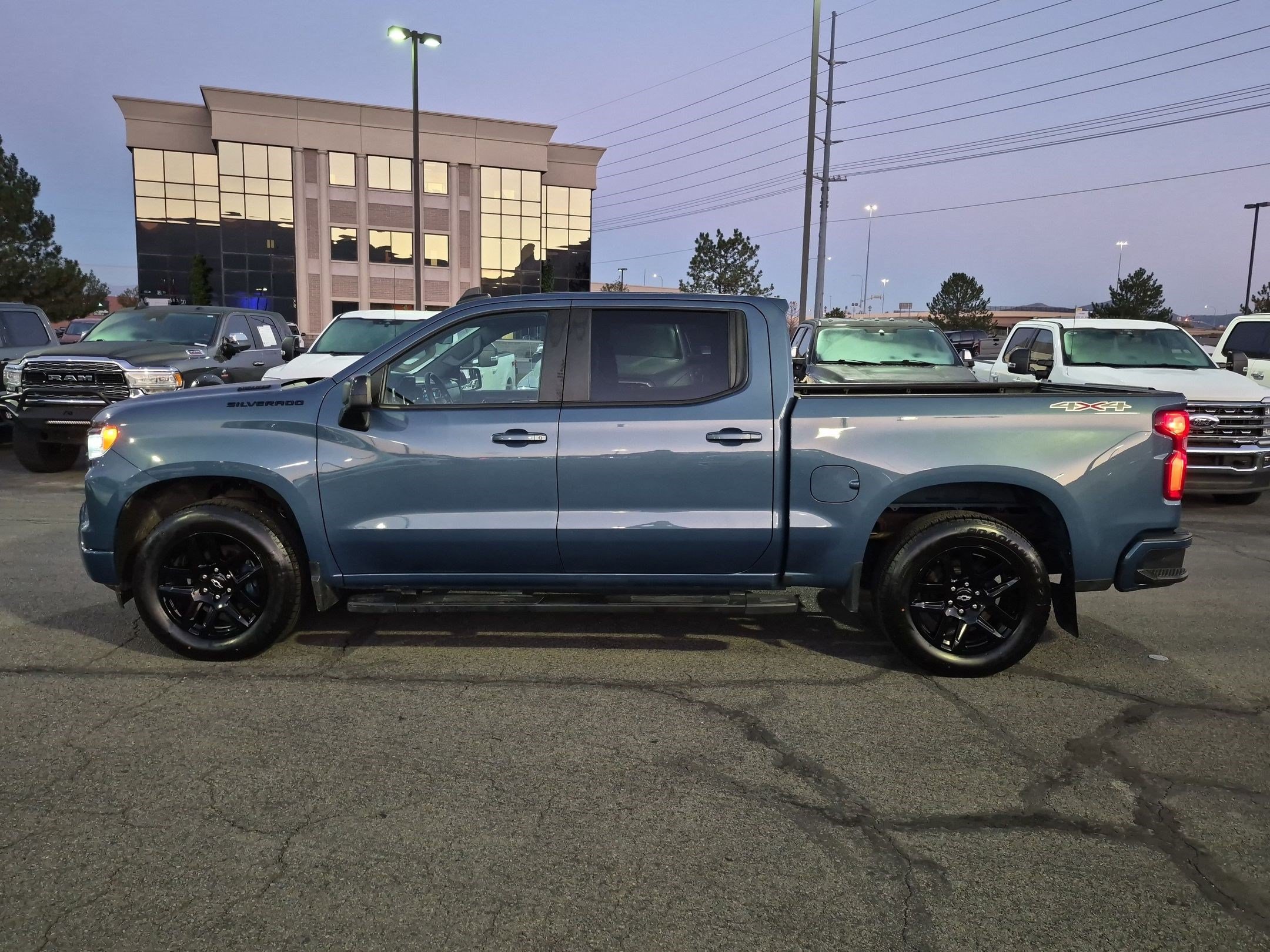 Used 2024 Chevrolet Silverado 1500 RST w/ Convenience Package II AWD/4WD image 10