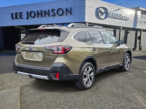 Used 2020 Subaru Outback Touring XT AWD/4WD image 5