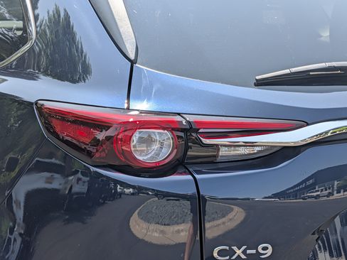 Used 2023 MAZDA CX-9 Touring Plus AWD/4WD image 17