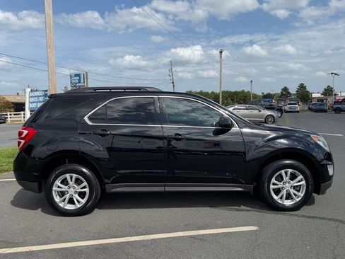Used 2017 Chevrolet Equinox LT w/ Driver Confidence Package II AWD/4WD image 2