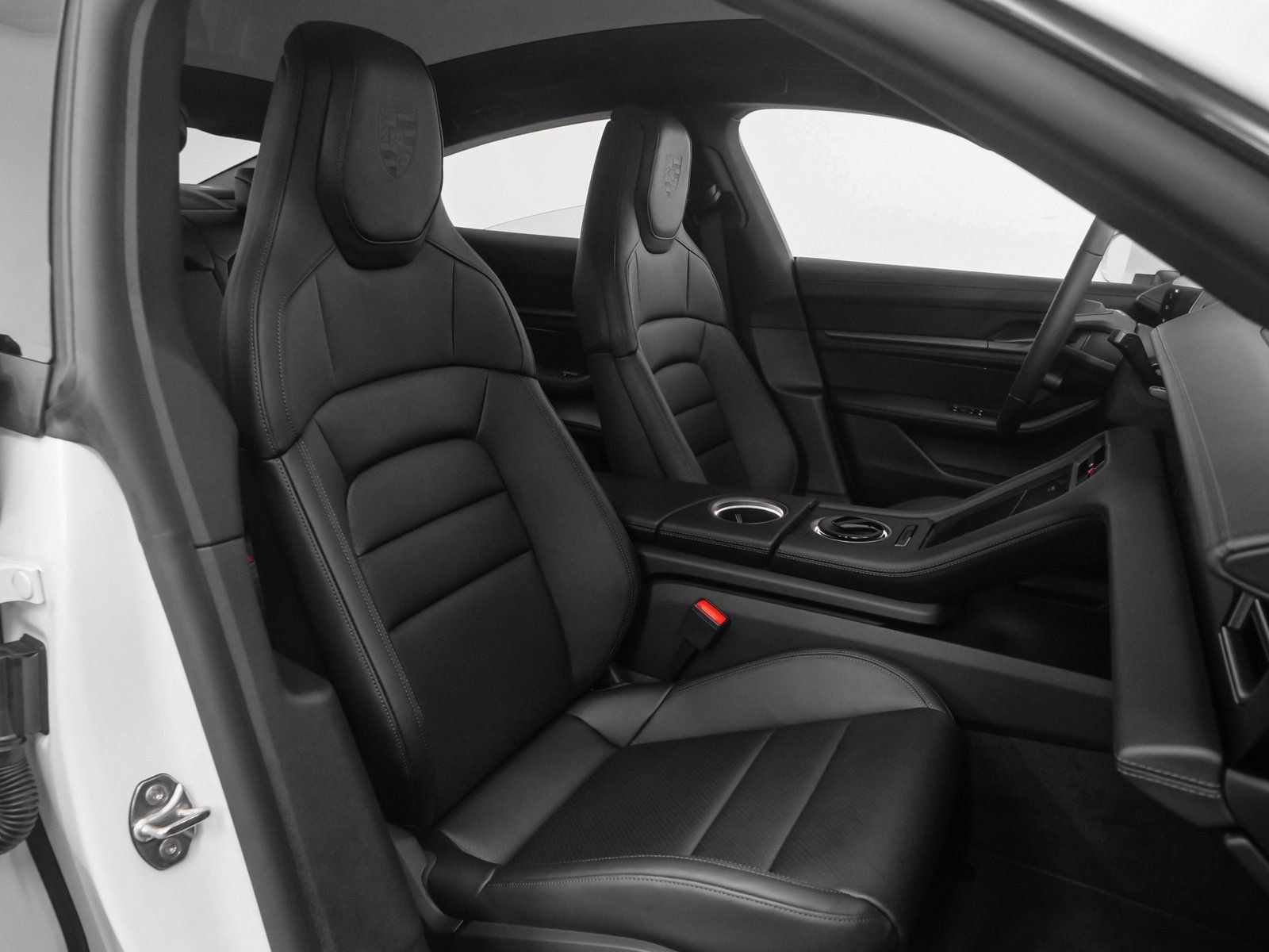 Used 2025 Porsche Taycan 4S AWD/4WD image 22