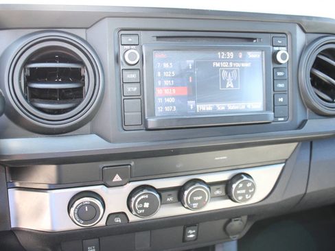 Used 2019 Toyota Tacoma SR w/ SR Convenience Package image 15