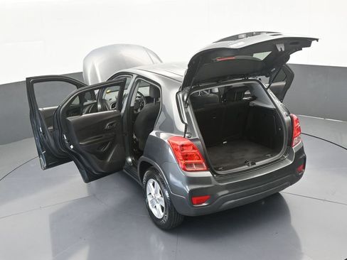 Used 2019 Chevrolet Trax LS w/ Tint and Cruise Package image 63