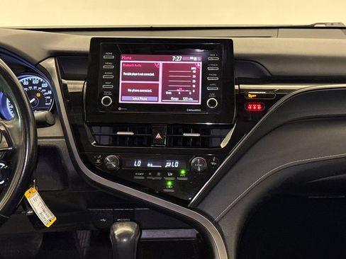 Used 2023 Toyota Camry SE FWD image 13