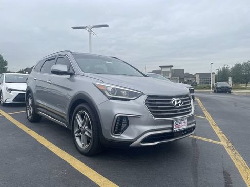 Used 2018 Hyundai Santa Fe Limited AWD/4WD image 10