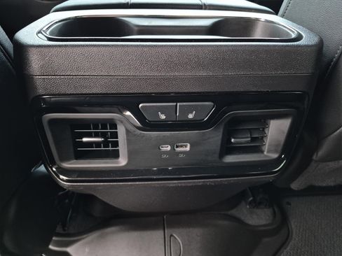 Certified 2024 GMC Sierra 1500 AT4 w/ Technology Package image 15