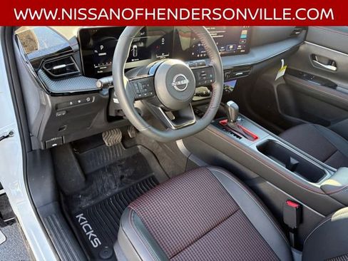 New 2026 Nissan Kicks SR w/ SR Premium Package FWD image 24