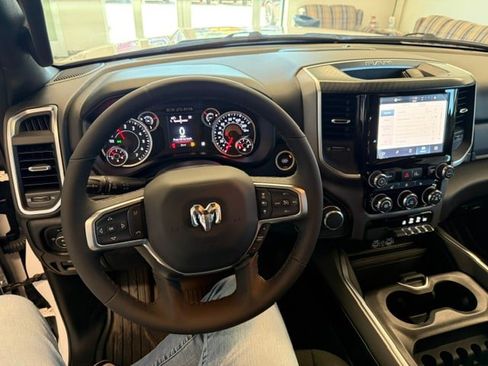 Used 2025 RAM 1500 Big Horn w/ Night Edition AWD/4WD image 50