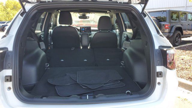 Certified 2025 Jeep Compass Limited AWD/4WD image 22