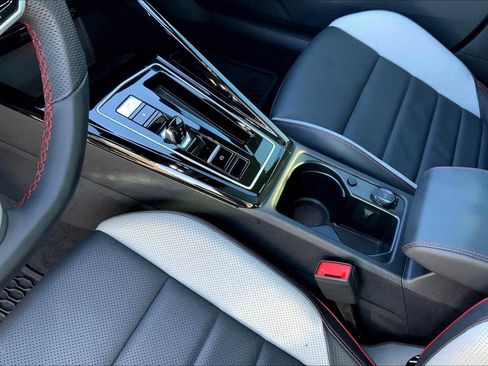 Used 2024 Volkswagen GTI SE image 32