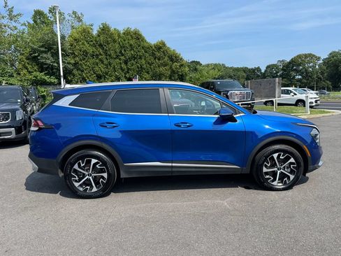 Used 2025 Kia Sportage EX AWD/4WD image 3
