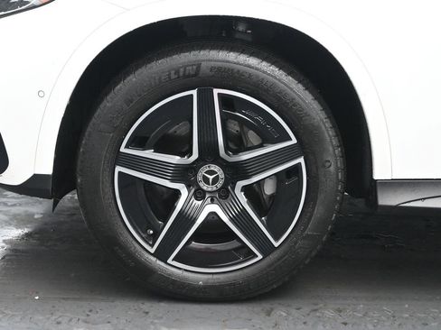 Used 2023 Mercedes-Benz GLC 300 GLC 300 image 36