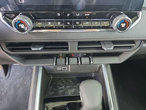 New 2026 Chevrolet Colorado Trail Boss image 16