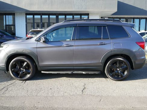 Used 2019 Honda Passport Elite image 2
