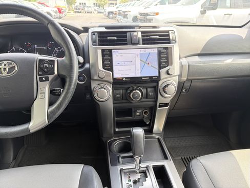 Used 2024 Toyota 4Runner SR5 Premium w/ Moonroof Package RWD image 30