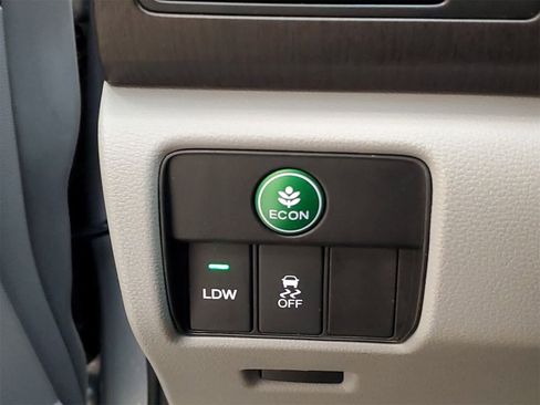 Used 2015 Honda Accord EX-L image 32